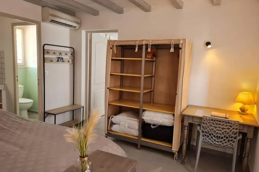 Appartamento Appart Cosy Avec Son Exterieur Chaleureux,Piscine Et Parking Prive Fontvieille Francia