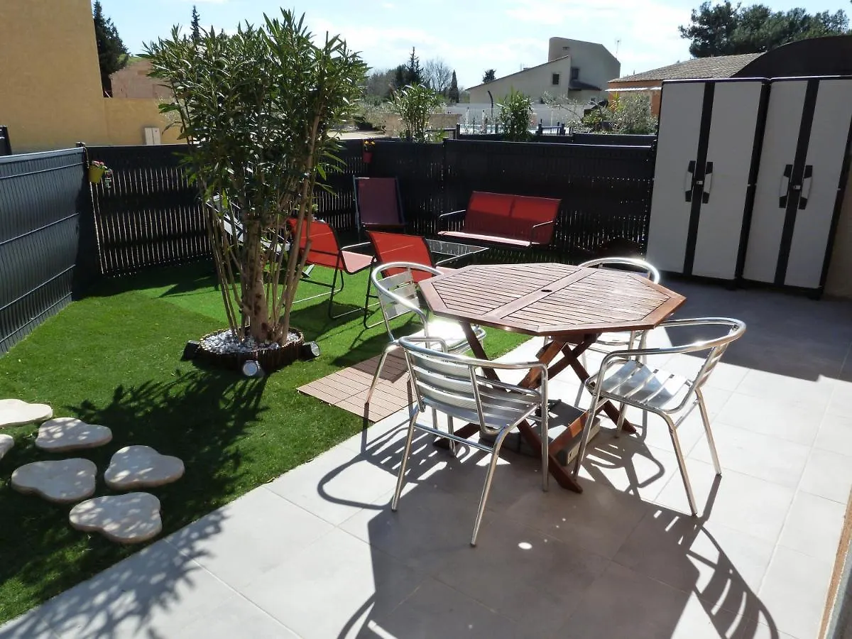 Appartamento Appart Cosy Avec Son Exterieur Chaleureux,Piscine Et Parking Prive Fontvieille Francia